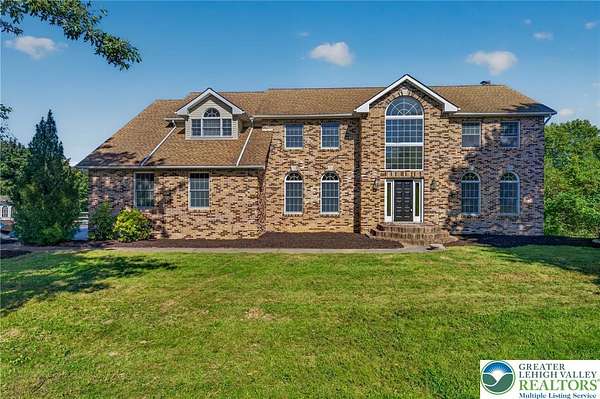 2 Acres of Land with Home for Sale in Bushkill Township, Pennsylvania