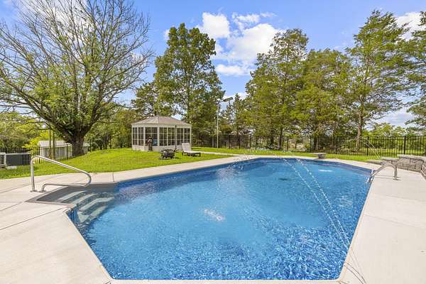 2.9 Acres of Land with Home for Sale in Lebanon, Tennessee