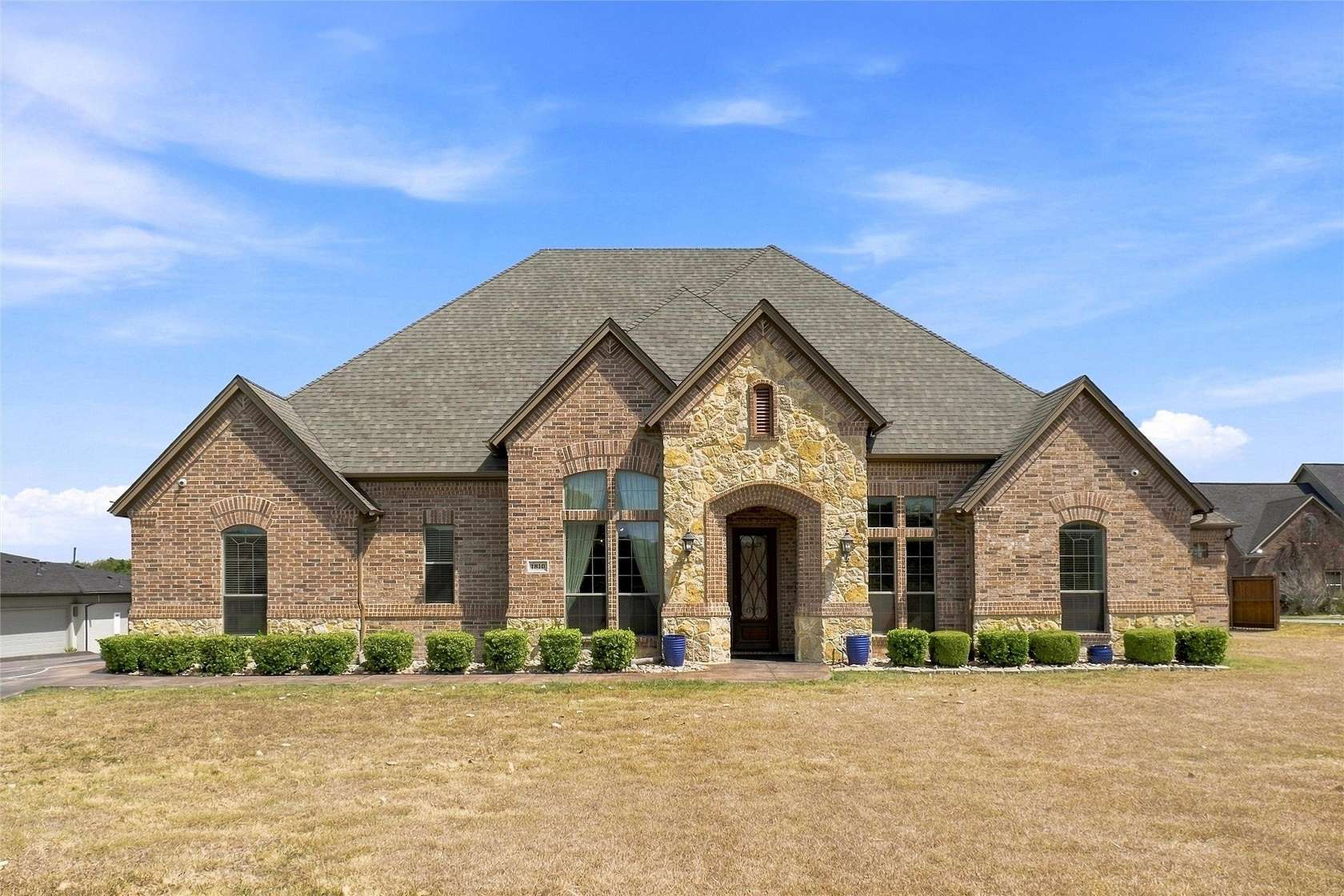 2 Acres of Land with Home for Sale in Oak Leaf, Texas