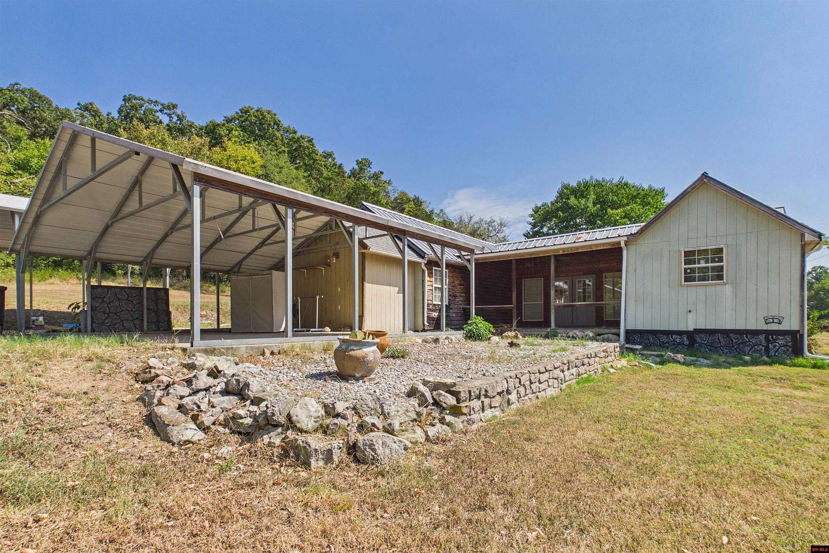 9.56 Acres of Land with Home for Sale in Yellville, Arkansas