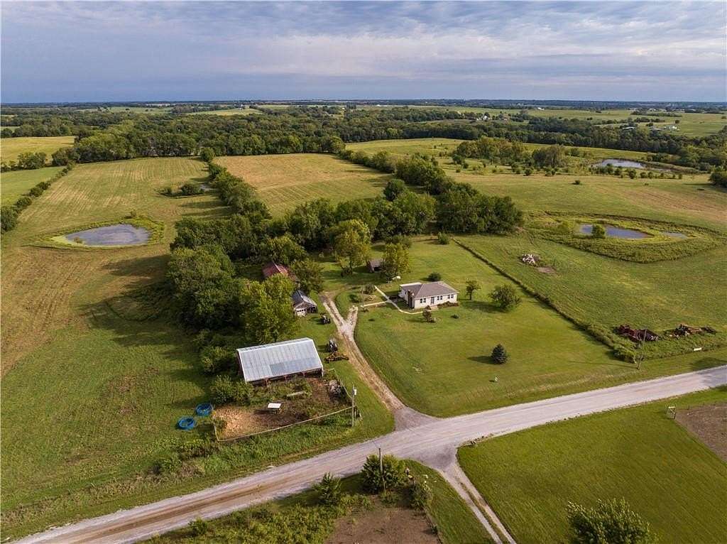 160 Acres of Land for Sale in Cameron, Missouri