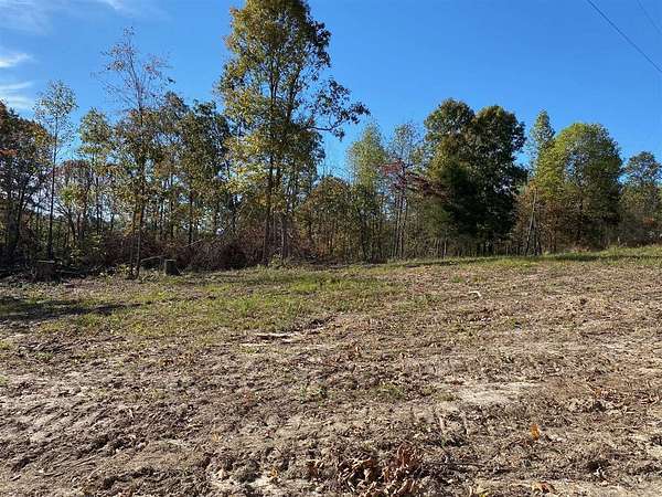 45 Acres of Recreational & Residential Land for Sale in Munfordville, Kentucky