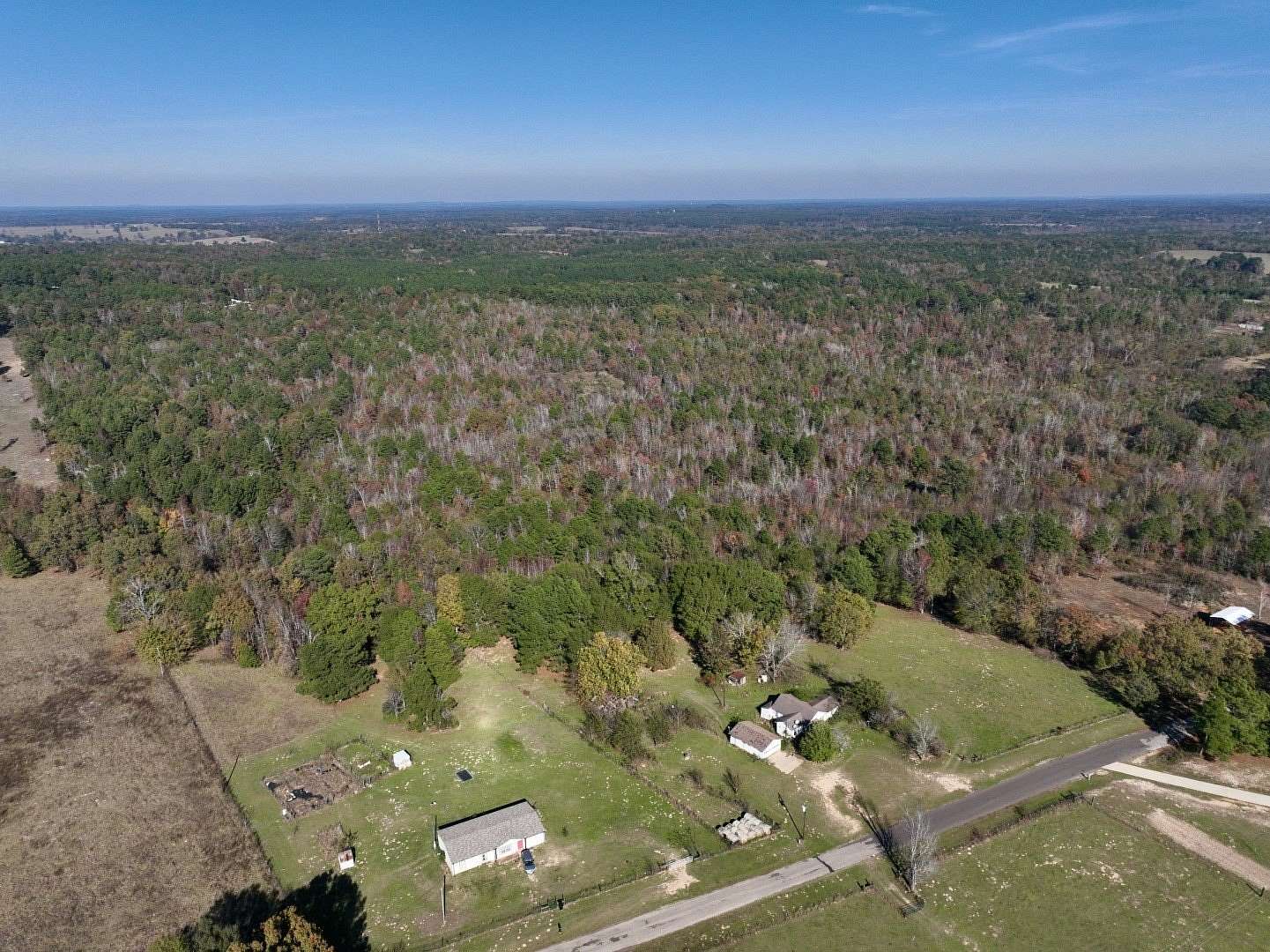 44 Acres of Land for Sale in Tyler, Texas