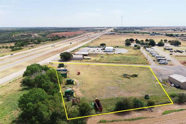 3 Acres of Commercial Land for Sale in Vernon, Texas