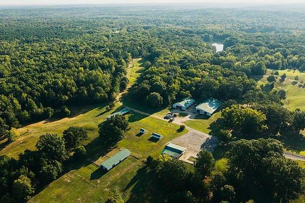 431 Acres of Improved Land for Sale in Saulsbury, Tennessee