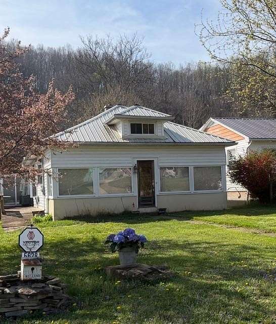 2 Acres of Land with Home for Sale in Portsmouth, Ohio