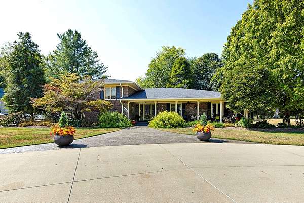 9.1 Acres of Land with Home for Sale in Lebanon, Kentucky