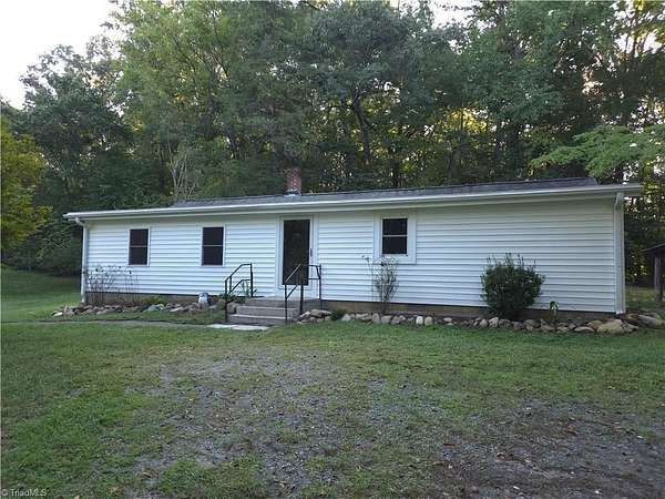8 Acres of Land with Home for Lease in Winston-Salem, North Carolina