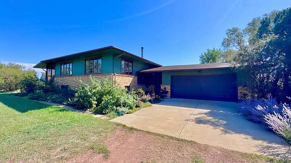 12 Acres of Land with Home for Sale in Mott, North Dakota
