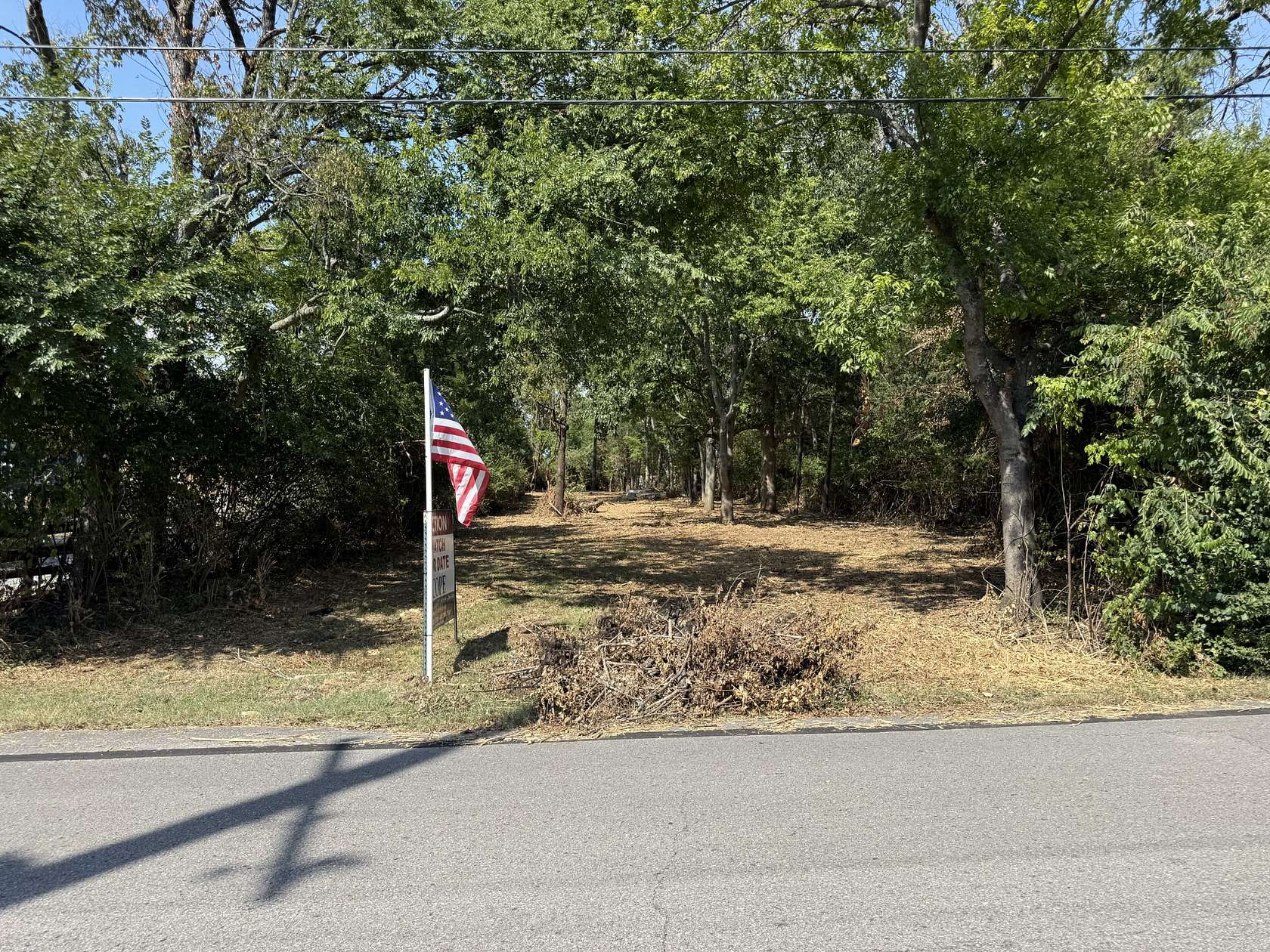 0.34 Acres of Residential Land for Auction in Madison, Tennessee