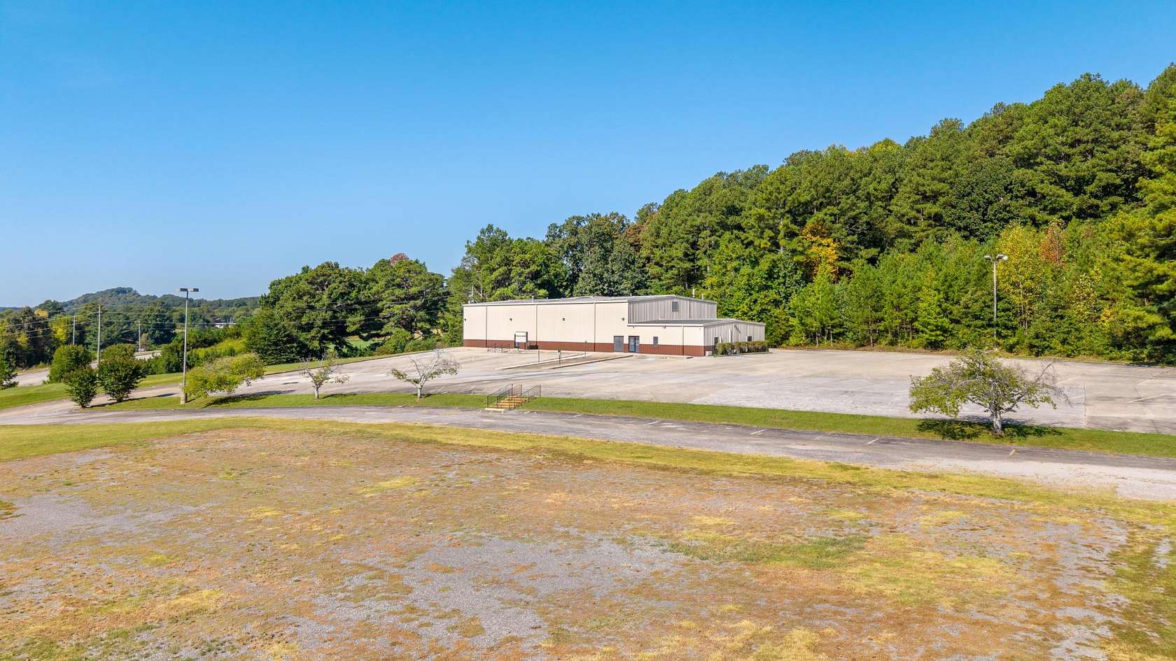 7.3 Acres of Improved Commercial Land for Sale in Cleveland, Tennessee