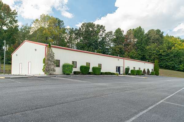 6.18 Acres of Commercial Land for Sale in Athens, Tennessee