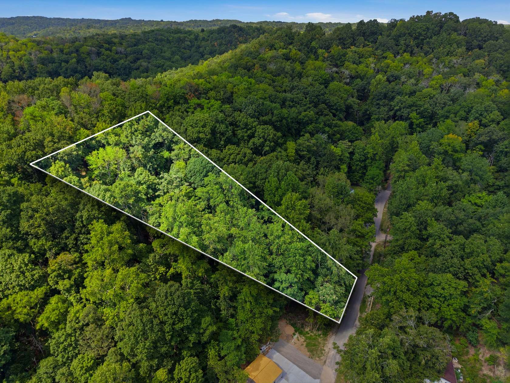 2 Acres of Residential Land for Sale in Goodlettsville, Tennessee