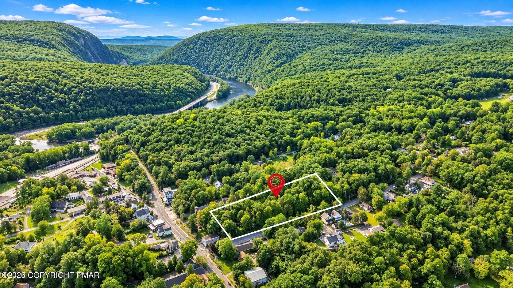 3.58 Acres of Residential Land for Sale in Delaware Water Gap, Pennsylvania