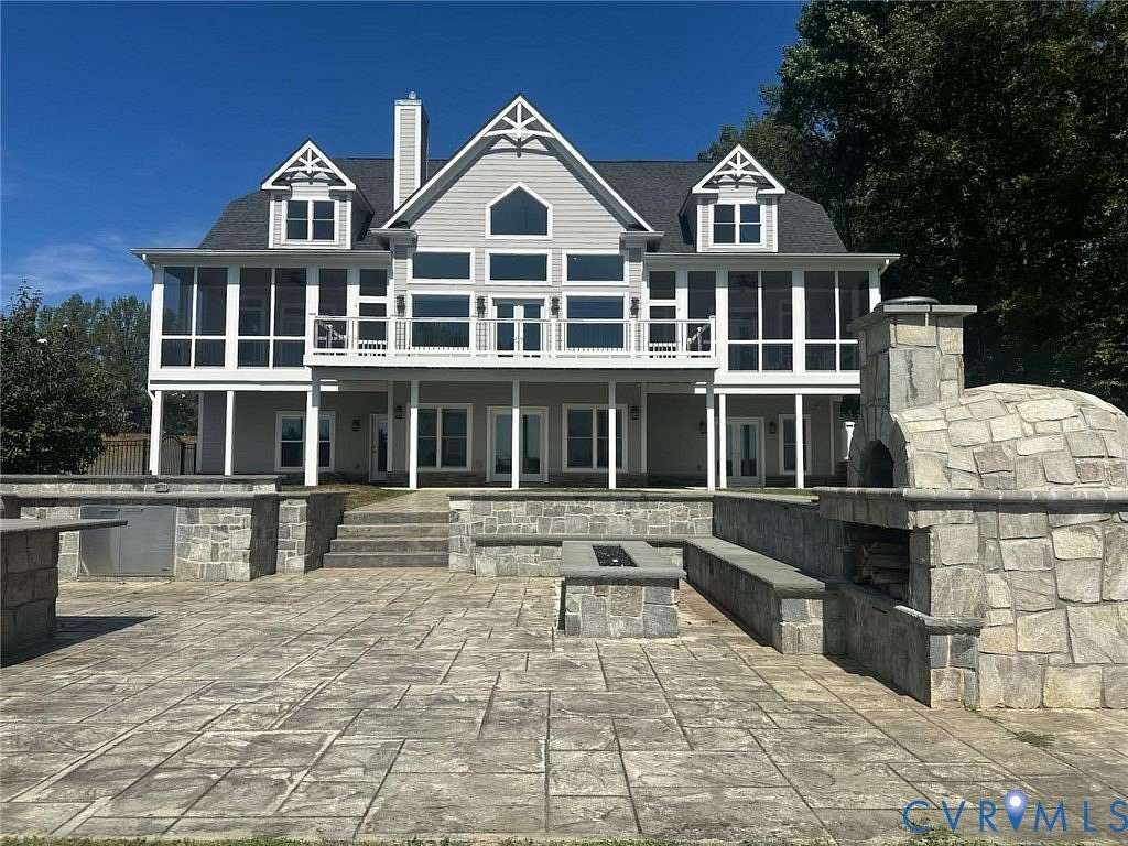 1.87 Acres of Land with Home for Sale in Mineral, Virginia