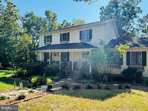 5 Acres of Land with Home for Sale in Front Royal, Virginia
