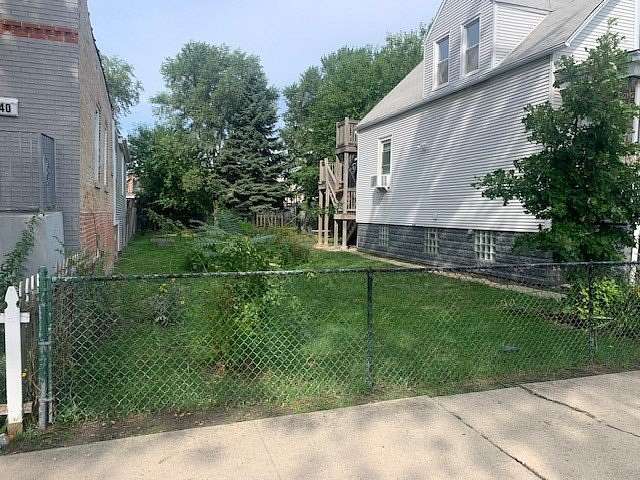 0.25 Acres of Commercial Land for Sale in Chicago, Illinois