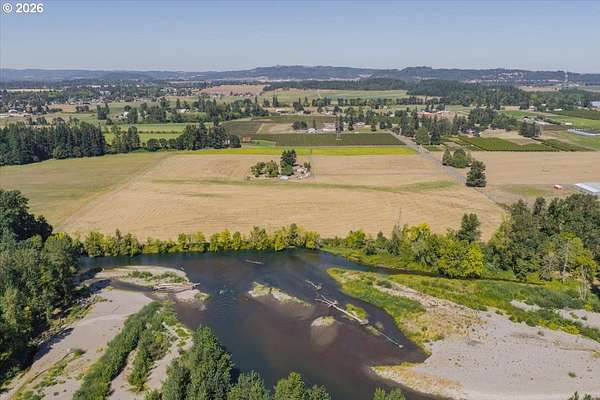 55 Acres of Agricultural Land for Sale in Jefferson, Oregon