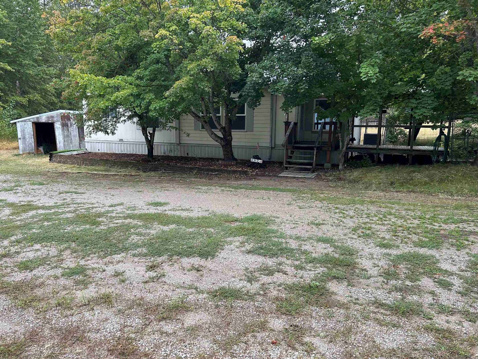 11 Acres of Land with Home for Sale in Clayton, Washington