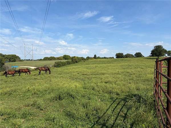 9.77 Acres of Residential Land for Sale in Kansas City, Missouri