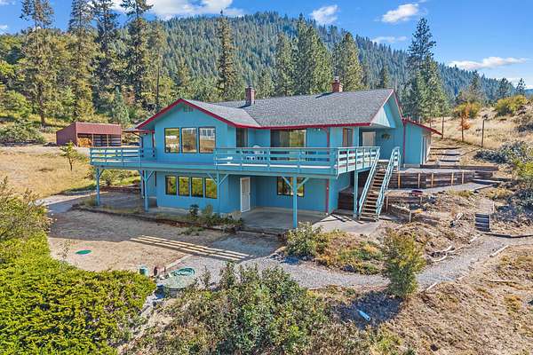 15 Acres of Land with Home for Sale in Kettle Falls, Washington
