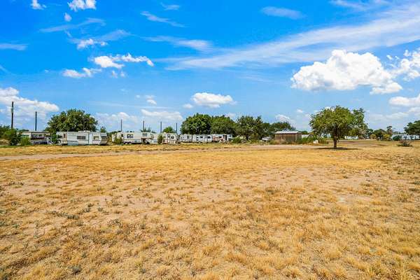 3 Acres of Improved Commercial Land for Sale in Lubbock, Texas