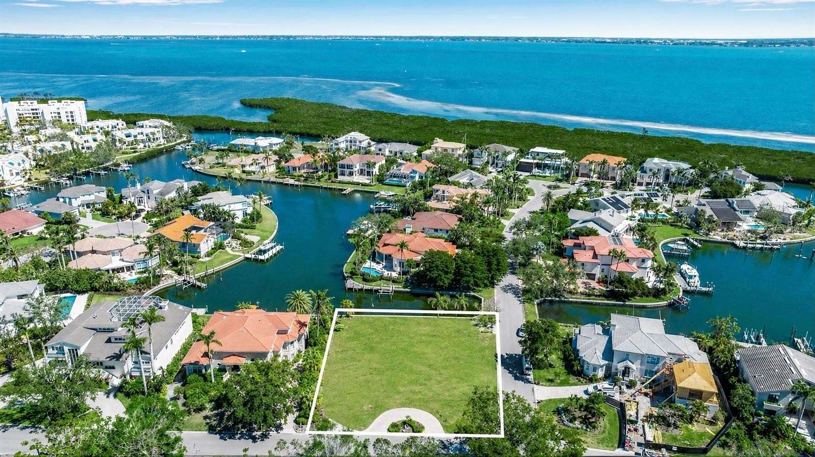 0.41 Acres of Residential Land for Sale in Longboat Key, Florida