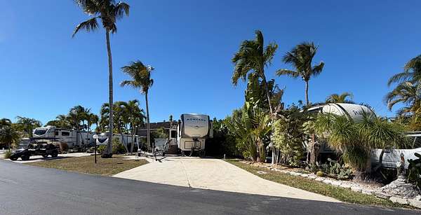 Land for Sale in Chokoloskee, Florida