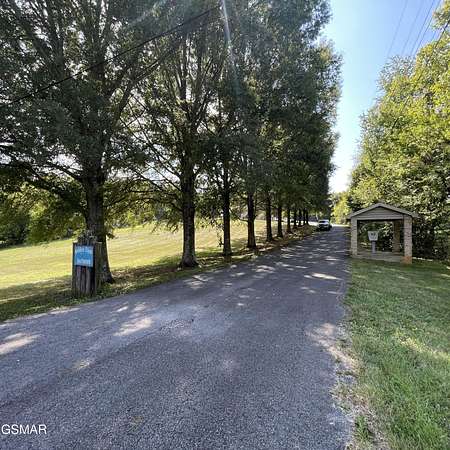 4.45 Acres of Improved Mixed-Use Land for Sale in Kodak, Tennessee