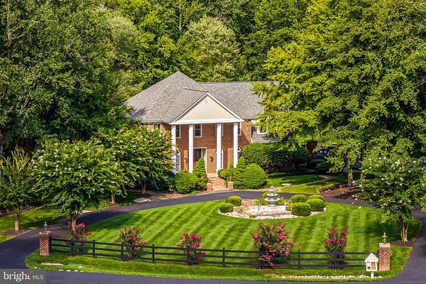 5 Acres of Land with Home for Lease in Fairfax Station, Virginia