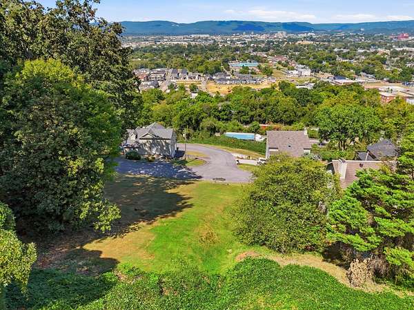 0.37 Acres of Residential Land for Sale in Chattanooga, Tennessee