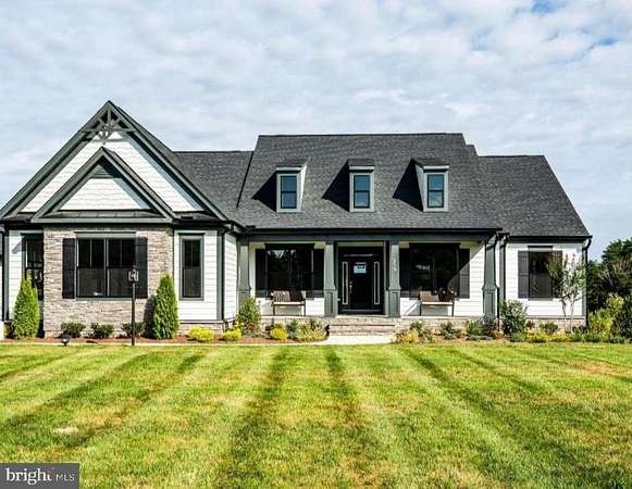 5 Acres of Land with Home for Sale in Warrenton, Virginia