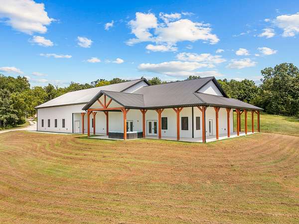 15 Acres of Land with Home for Sale in Omaha, Arkansas