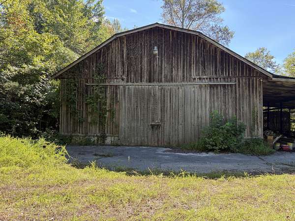 4.2 Acres of Residential Land for Sale in Williamsburg, Kentucky