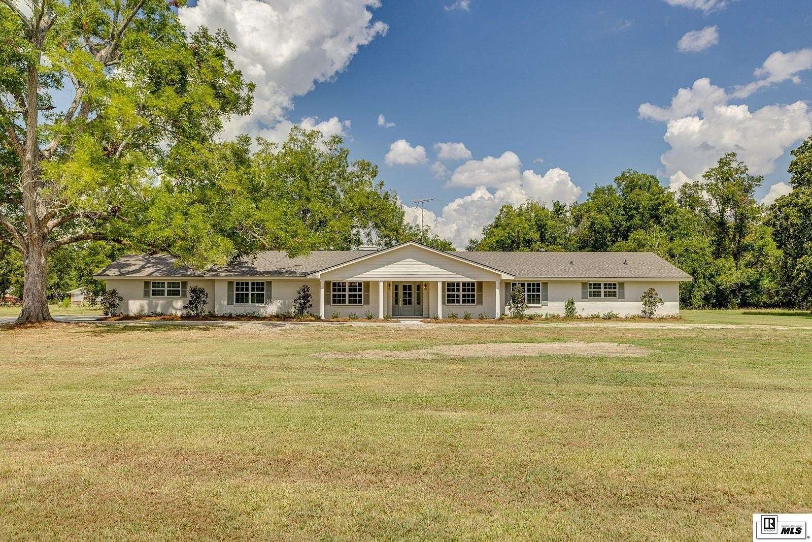 2.5 Acres of Land with Home for Sale in Archibald, Louisiana