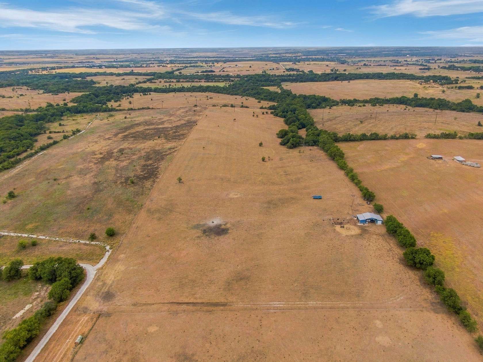 27 Acres of Land for Sale in Bynum, Texas