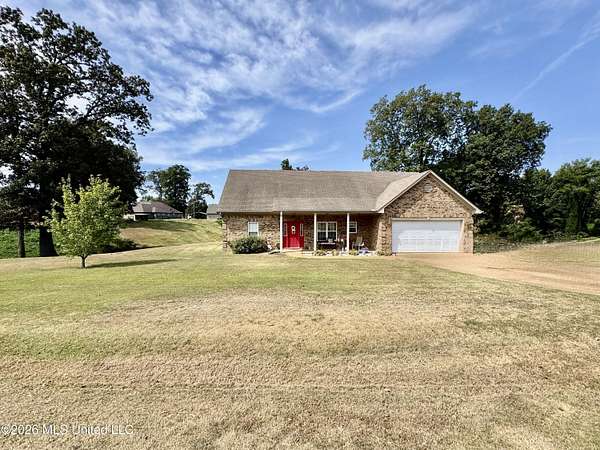 1.58 Acres of Land with Home for Sale in Lake Cormorant, Mississippi
