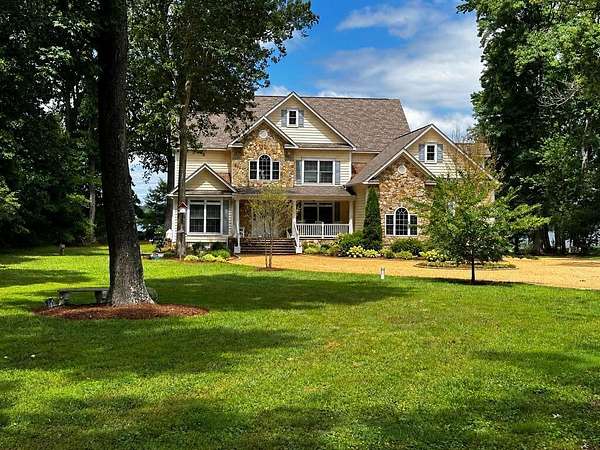 2.32 Acres of Land with Home for Sale in Weems, Virginia