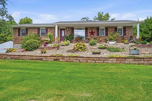 4.5 Acres of Land with Home for Sale in Fulton, Missouri