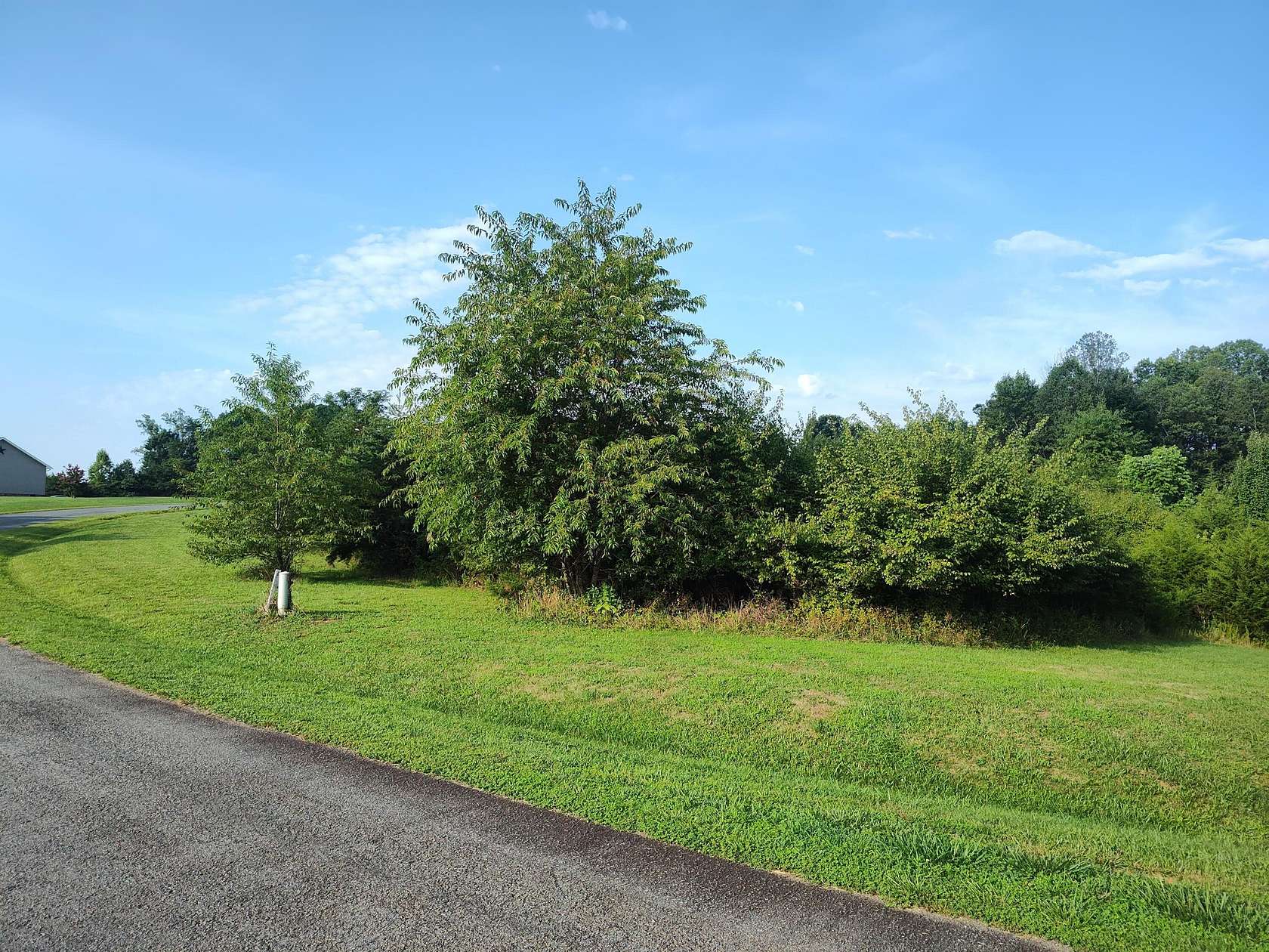 2 Acres of Residential Land for Sale in Hardy, Virginia