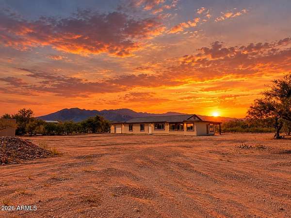 1.8 Acres of Land with Home for Sale in Sierra Vista, Arizona