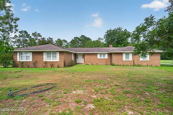 5.36 Acres of Land with Home for Sale in Patterson, Georgia