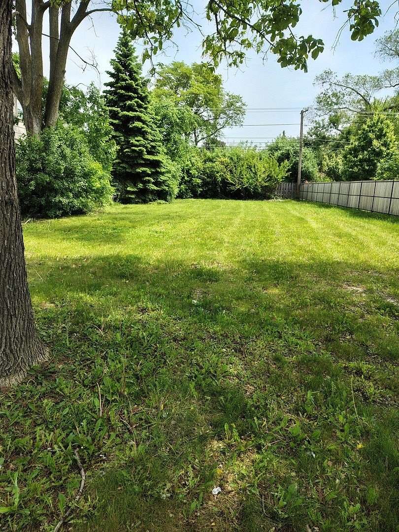 Land for Sale in Park Ridge, Illinois