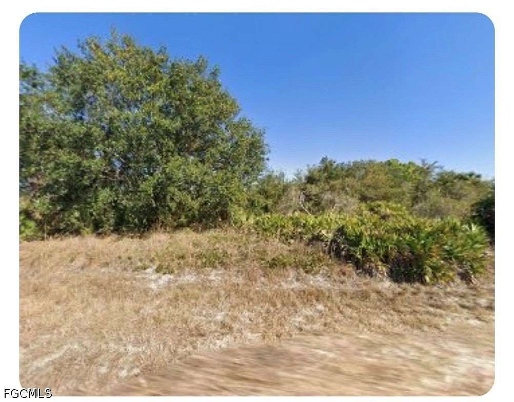 0.5 Acres of Residential Land for Sale in Lehigh Acres, Florida