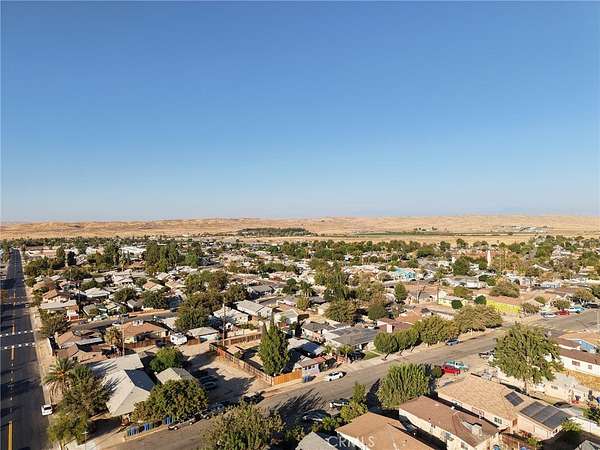 0.07 Acres of Residential Land for Sale in Taft, California