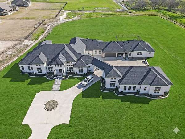 5 Acres of Land with Home for Sale in Parker, Texas