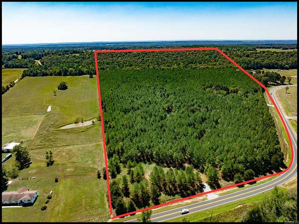 62.9 Acres of Recreational & Residential Land for Sale in Romance, Arkansas
