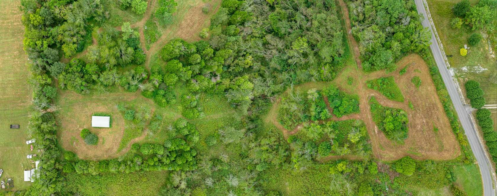 5 Acres of Residential Land for Sale in Portland, Tennessee
