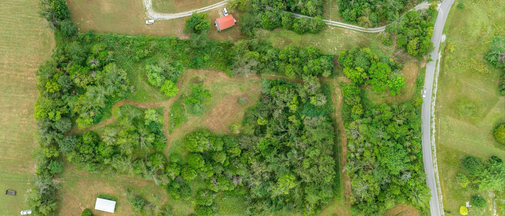 5 Acres of Residential Land for Sale in Portland, Tennessee