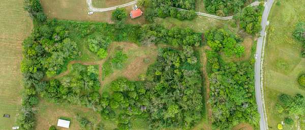 5 Acres of Residential Land for Sale in Portland, Tennessee
